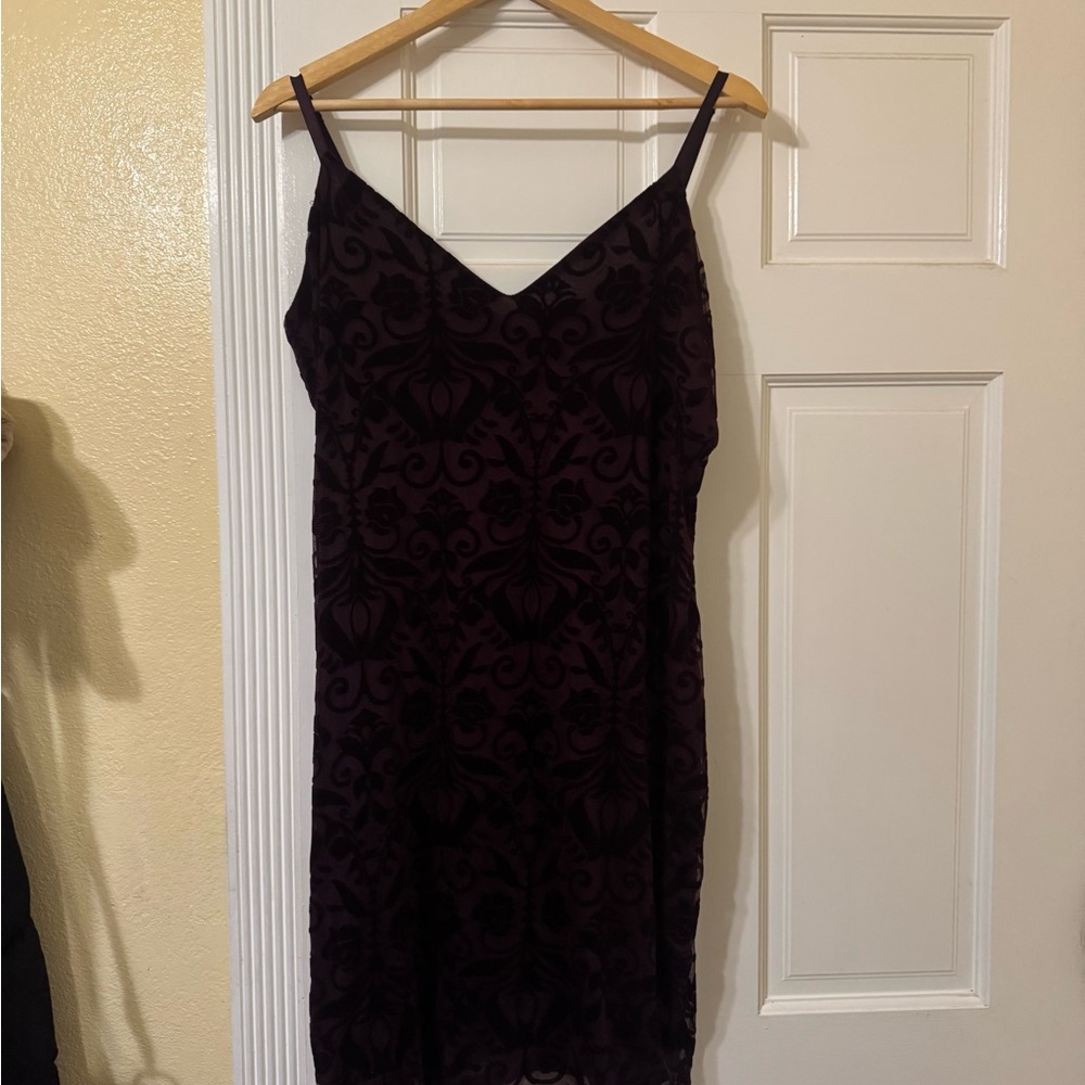 Lilian Deep Purple Black Floral Dress with Lace Detail Size 3XL